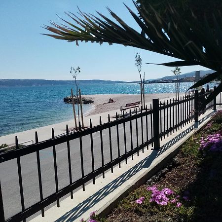 Apartman Figaro Pogled Od Milijun Dolara, 2 Tusa, 2 Wc Kastela Luaran gambar
