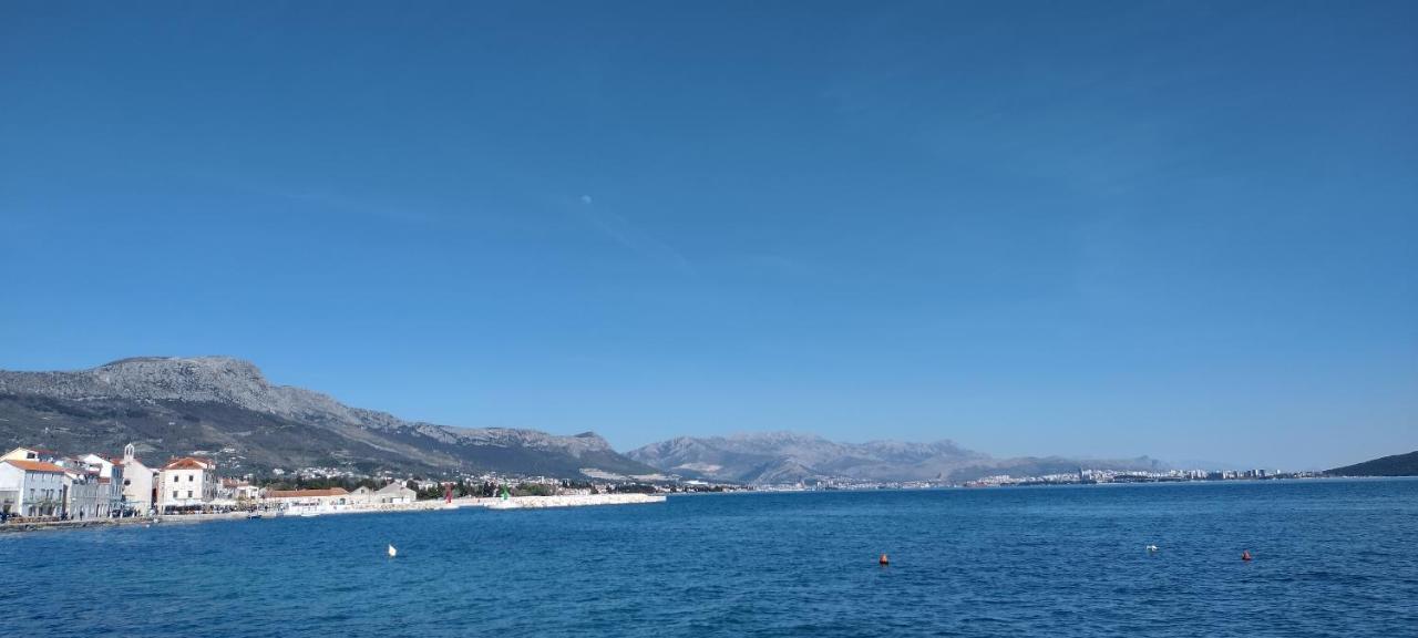 Apartman Figaro Pogled Od Milijun Dolara, 2 Tusa, 2 Wc Kastela Luaran gambar