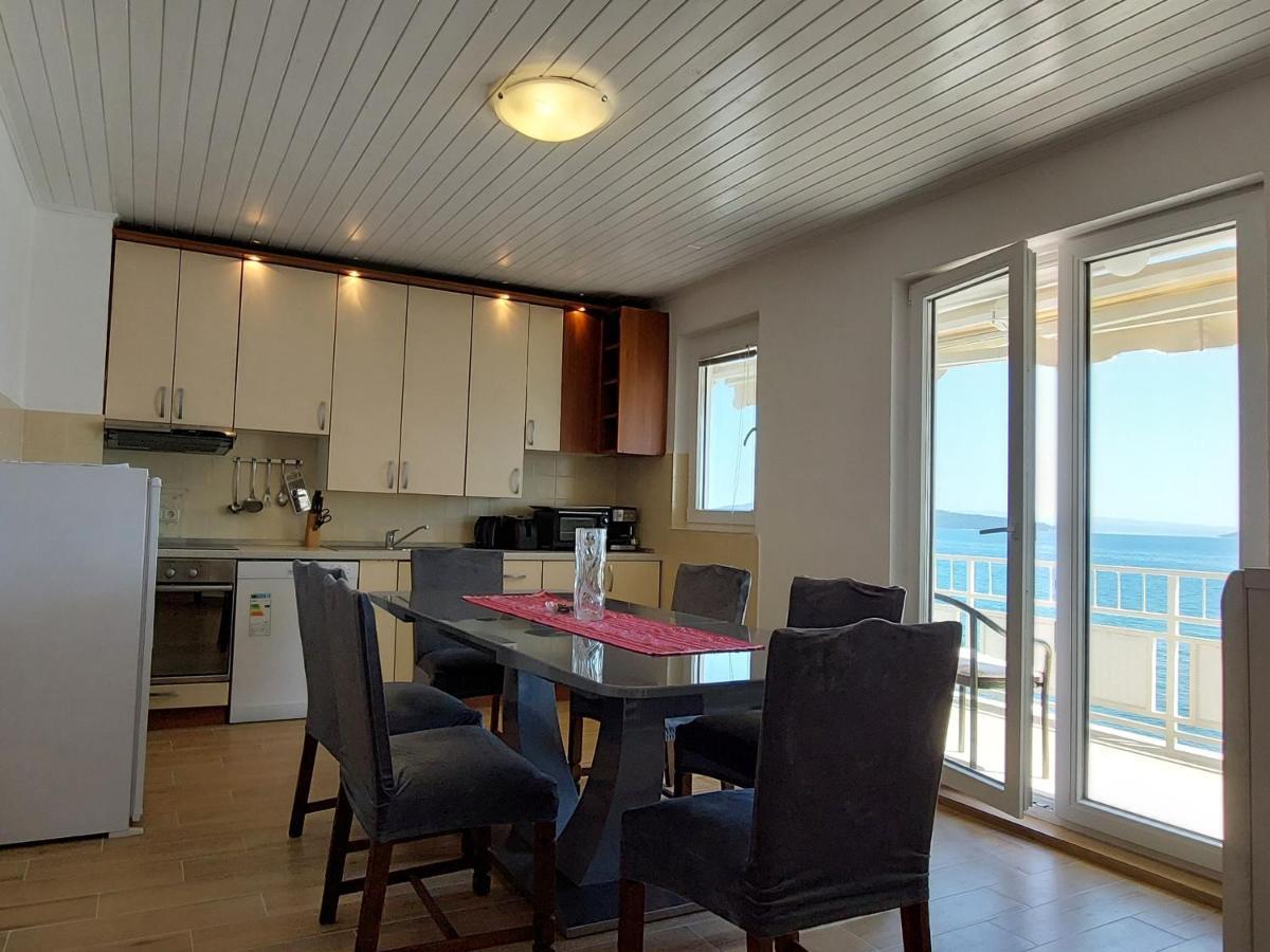 Apartman Figaro Pogled Od Milijun Dolara, 2 Tusa, 2 Wc Kastela Luaran gambar