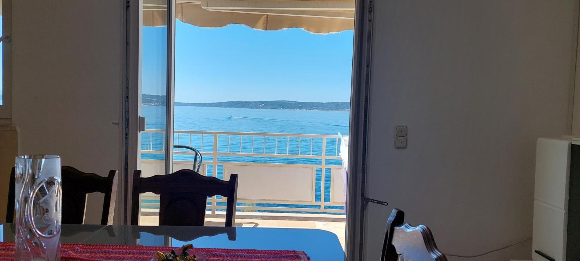 Apartman Figaro Pogled Od Milijun Dolara, 2 Tusa, 2 Wc Kastela Luaran gambar